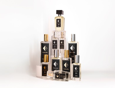 Jak Dobierać Perfumy: Sztuka Wybierania Zapachu, Który Pasuje Do Ciebie