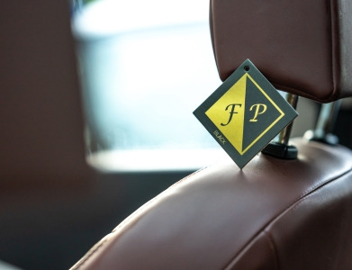 TOP 10 perfumeryjnych zawieszek samochodowych 2025 - zapachy, które zmienią każdą podróż w przyjemność